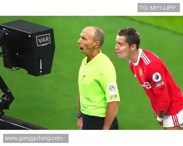 搞笑足球明星带球过人瞬间集锦让你捧腹大笑的精彩时刻