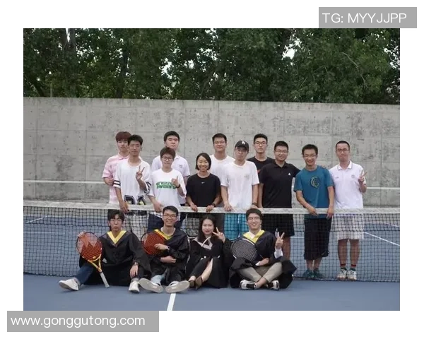 西安网球队在精英赛中的团队协作表现分析与启示